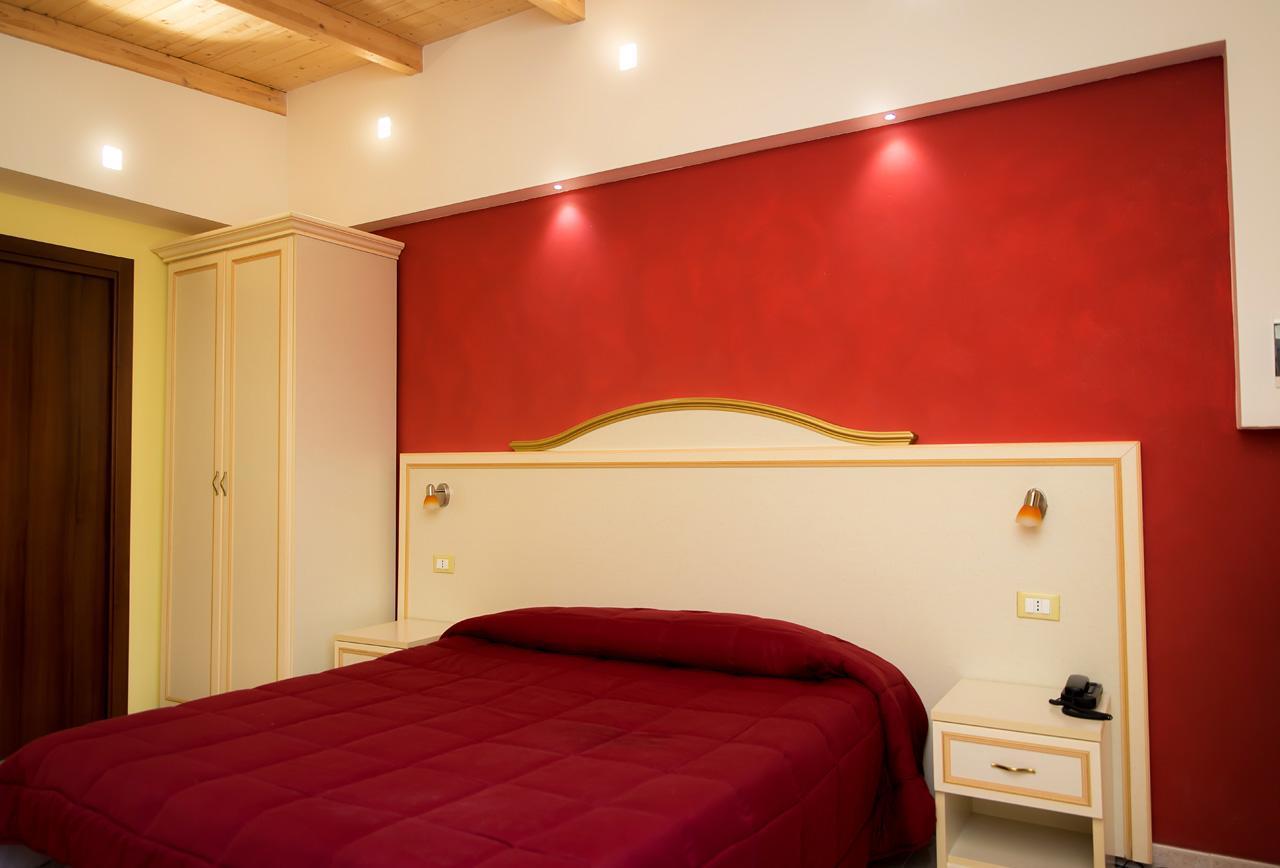 Hotel Villa Aurora Latina Luaran gambar