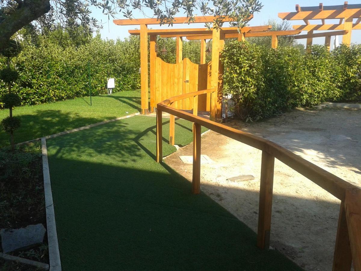 Hotel Villa Aurora Latina Luaran gambar