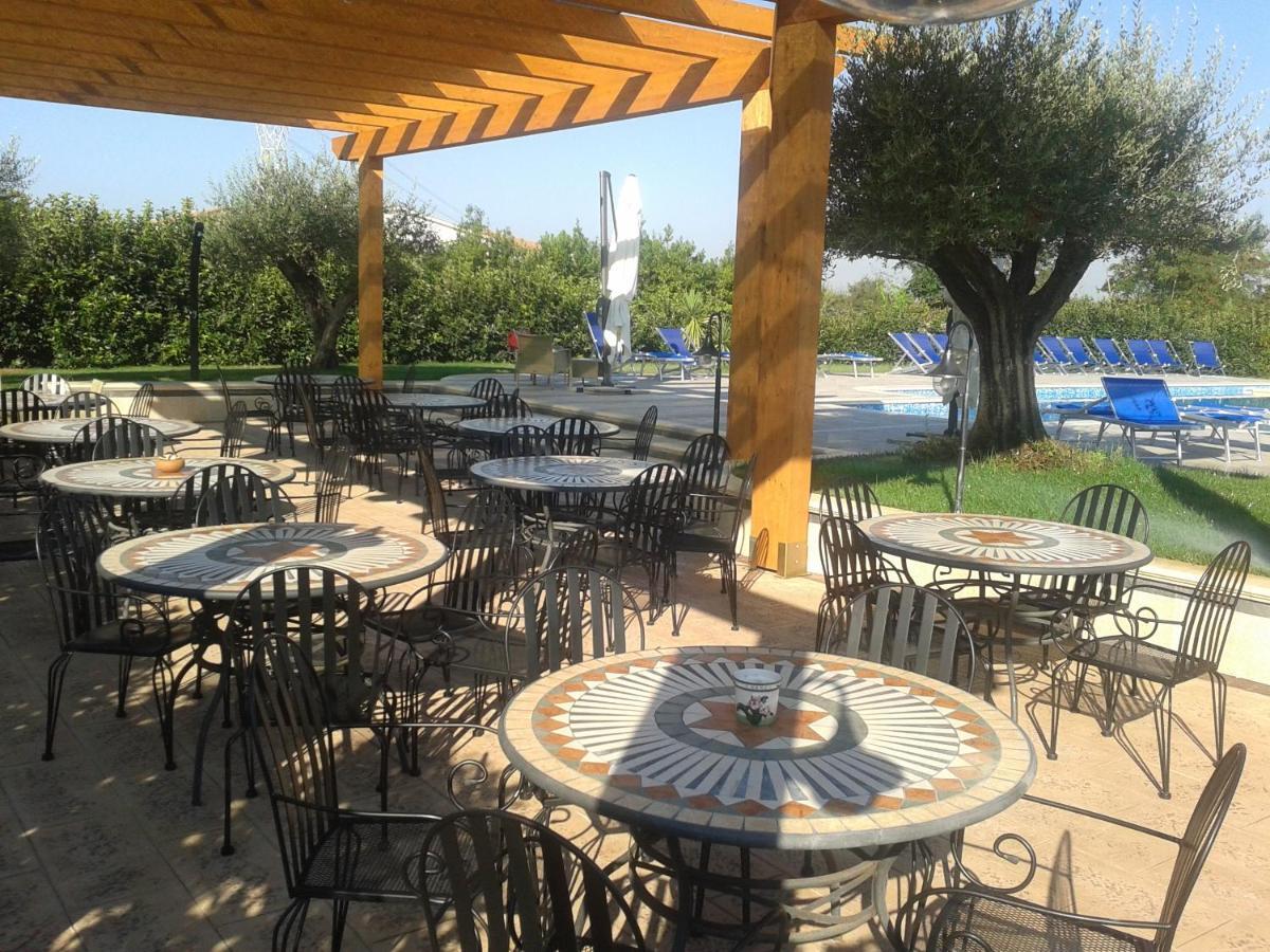 Hotel Villa Aurora Latina Luaran gambar